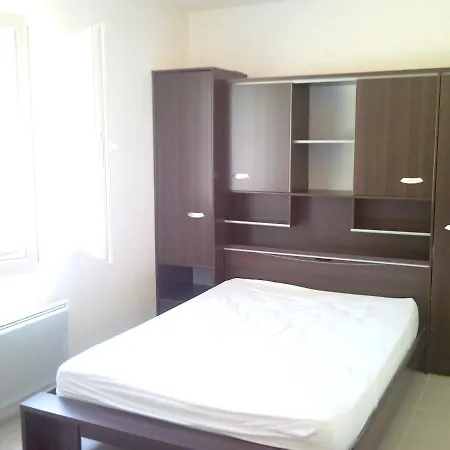 Hébergement de vacances Maison De 3 A Sur A 800 M De La Avec Jardin Clos *