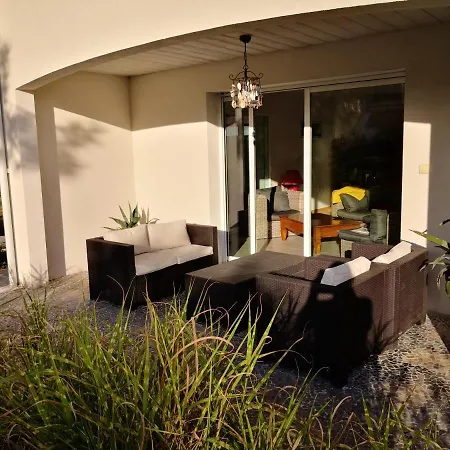 Maison Charmante A Avec Jardin Clos *