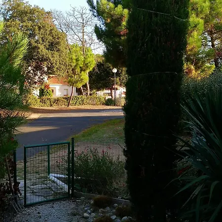 Dom wakacyjny Maison Charmante A Avec Jardin Clos La Tranche-sur-Mer