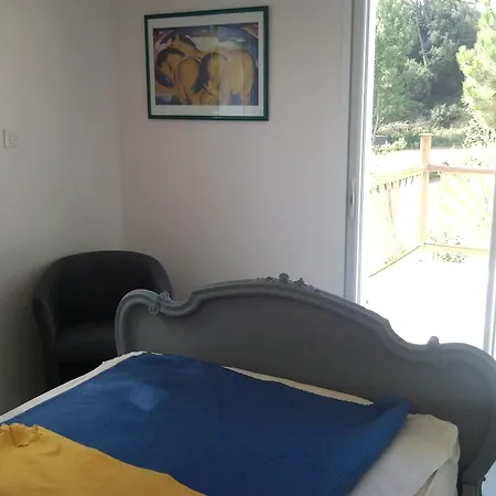 Сasa de vacaciones Maison Charmante A Avec Jardin Clos *