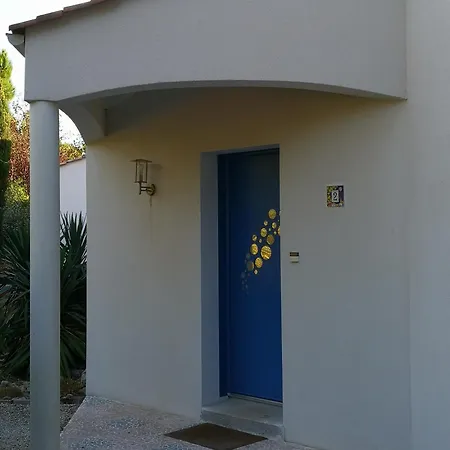 Сasa de vacaciones Maison Charmante A Avec Jardin Clos