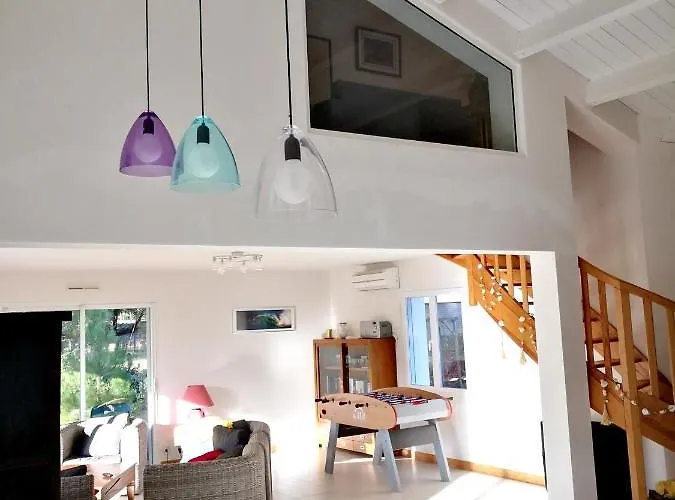 Hébergement de vacances Maison De 3 A Sur A 800 M De La Avec Jardin Clos