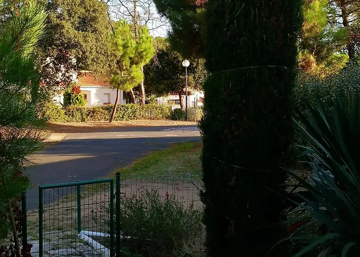 Hébergement de vacances Maison De 3 A Sur A 800 M De La Avec Jardin Clos La Tranche-sur-Mer